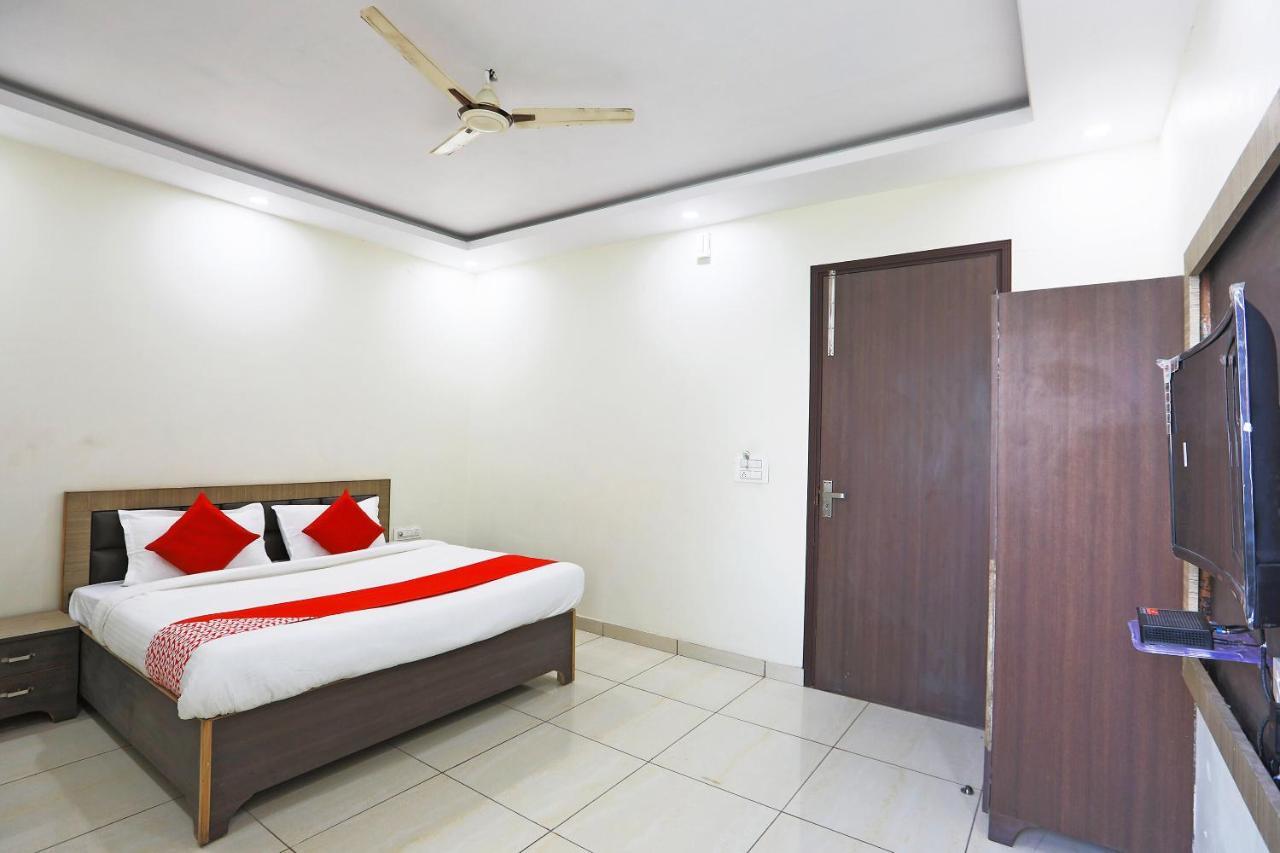 Oyo 48501 Dayal Regency Hotel Hapur Exterior photo